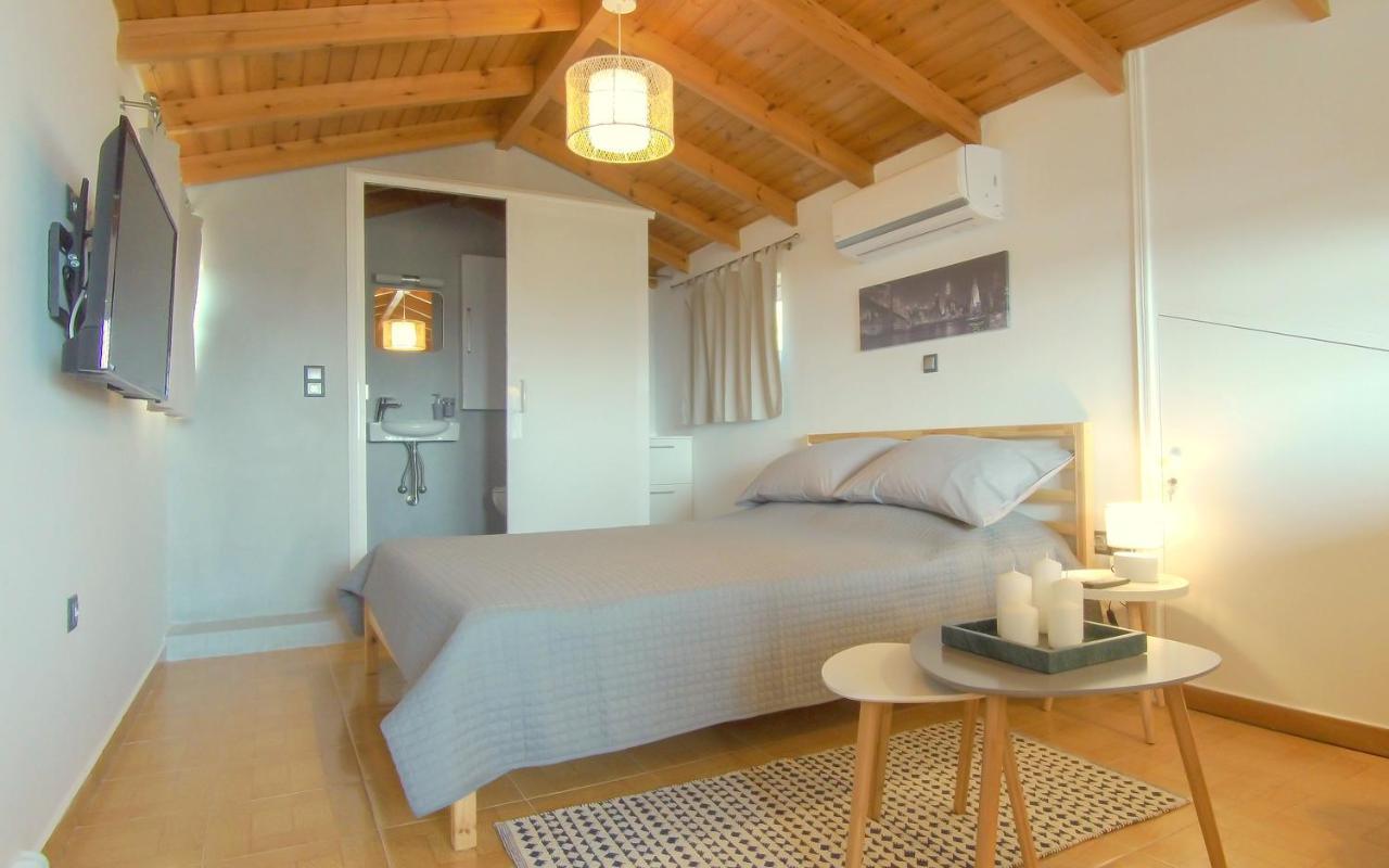 Augoustinos - Sea Side Luxury Apartments Artemi Extérieur photo